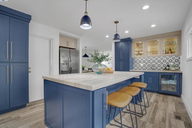 3644 Ashwood Drive, Pleasanton CA: https://media.crmls.org/mediaz/4857b813-b6bc-46a7-b89f-fe152a894393.jpg