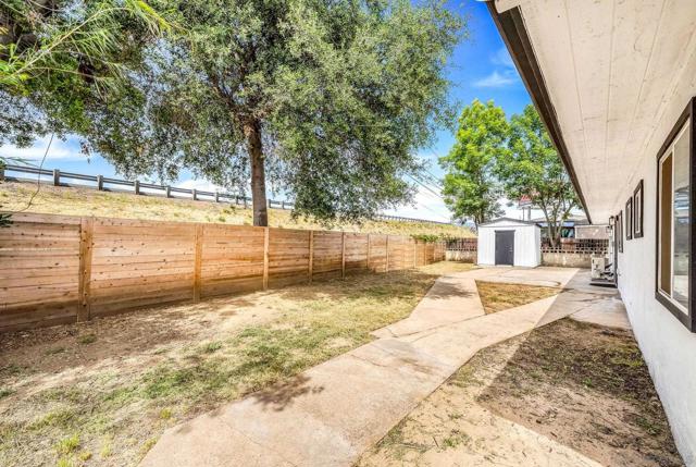 12244 Lakeshore Drive, Lakeside CA: https://media.crmls.org/mediaz/485a0c6d-6d11-44f0-99af-ca1b2eba3314.jpg
