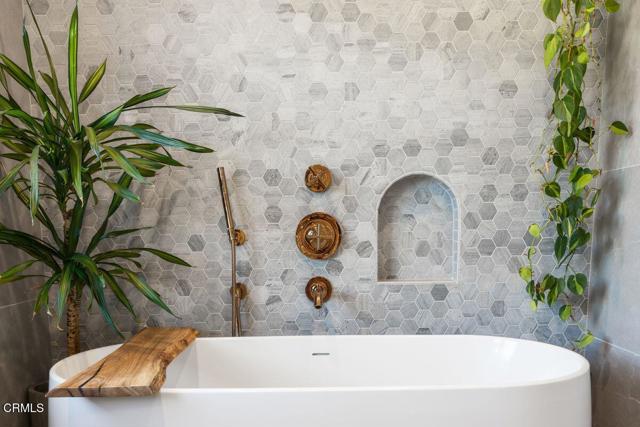 Detail Gallery Image 26 of 54 For 13202 Ojai Rd, Santa Paula,  CA 93060 - 5 Beds | 4/1 Baths