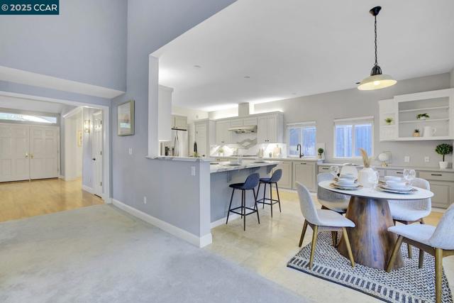 115 Shadewell Dr, Danville CA: https://media.crmls.org/mediaz/485bf4d2-e249-4c4c-8152-5211ec8d325f.jpg