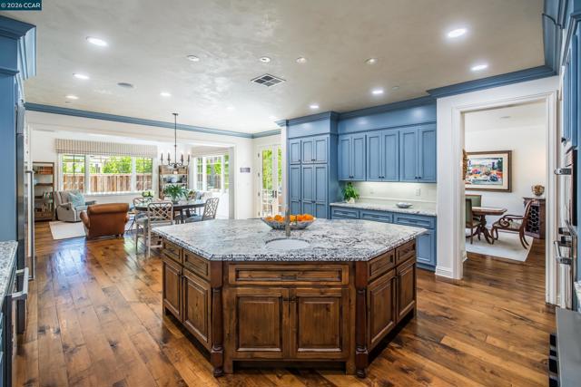 Image 17 of 61 For 53 Hidden Oaks Dr