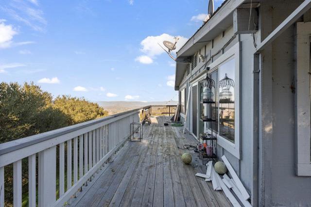 380 Hillside Road, San Juan Bautista CA: https://media.crmls.org/mediaz/485c3c92-1c33-489b-aec8-fda0158c97ba.jpg