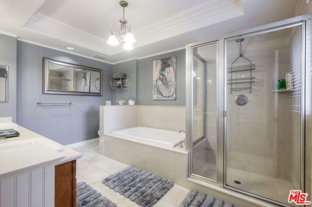 11578 Iowa Avenue, Los Angeles CA: https://media.crmls.org/mediaz/485cadbf-8e50-40b2-bef0-42c7ba8d1985.jpg