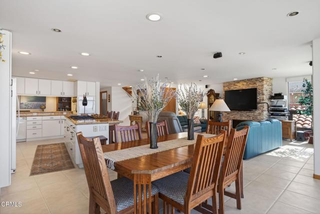 Detail Gallery Image 10 of 55 For 2421 Ocean Dr, Oxnard,  CA 93035 - 5 Beds | 4/1 Baths