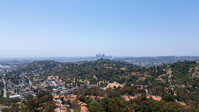 Detail Gallery Image 37 of 38 For 4200 via Arbolada #207,  Los Angeles,  CA 90042 - 2 Beds | 1 Baths