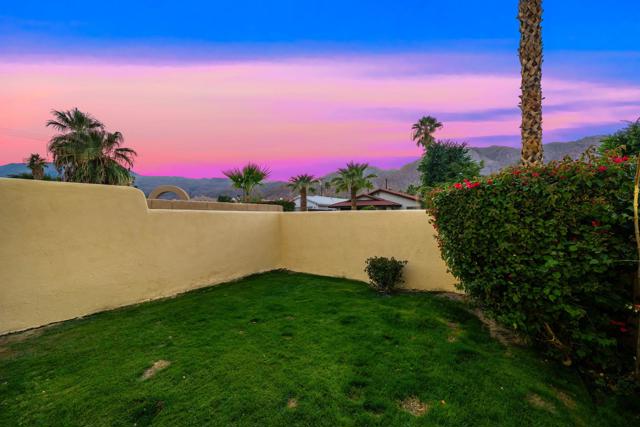 52700 Avenida Vallejo, La Quinta CA: https://media.crmls.org/mediaz/485f039e-e45f-4bec-bea7-535af7091e60.jpg