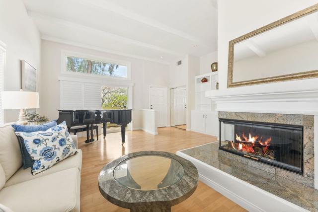 Image 4 of 28 For 3918 La Jolla Village Drive