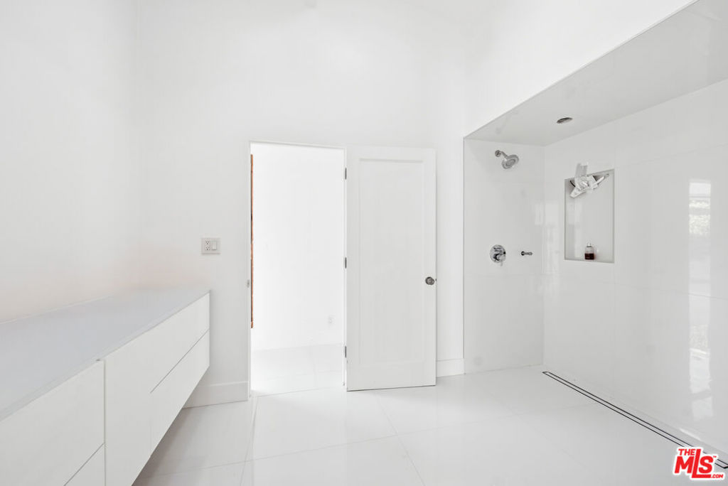MLS #25621207 image #8