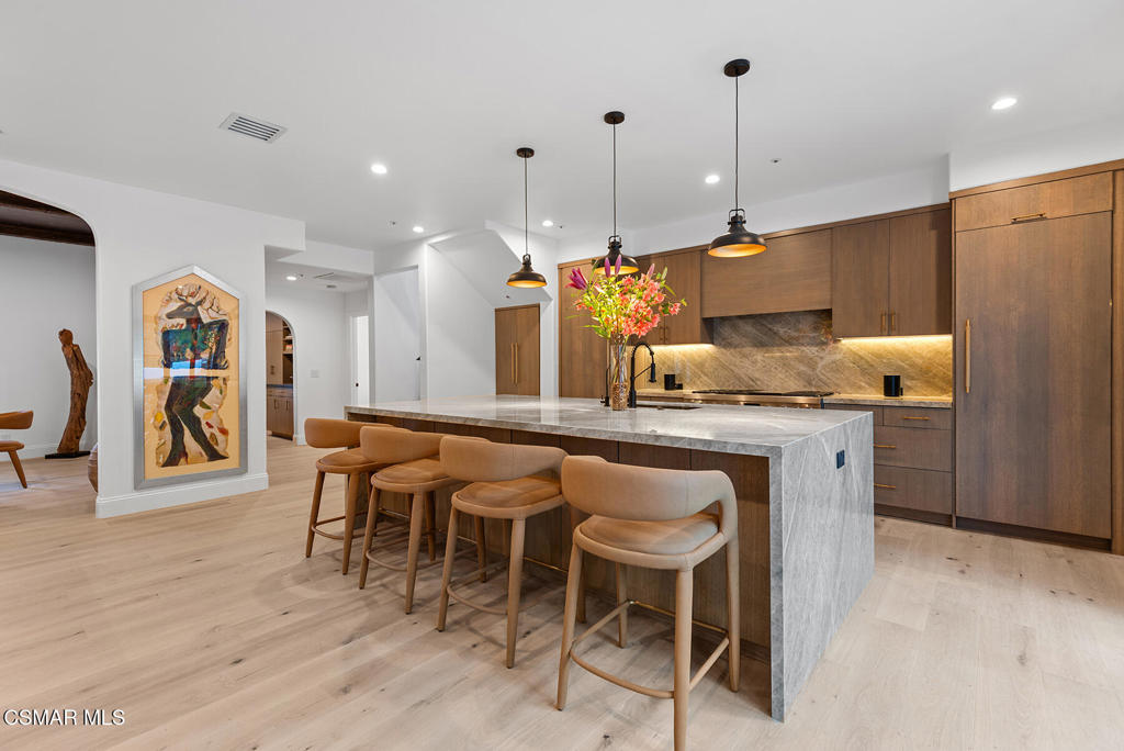 MLS #226004016 image #9