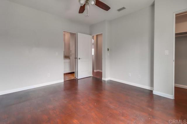 2167 Grand Avenue, San Diego CA: https://media.crmls.org/mediaz/486020d4-f8a7-435e-88f2-eda16bb88b26.jpg