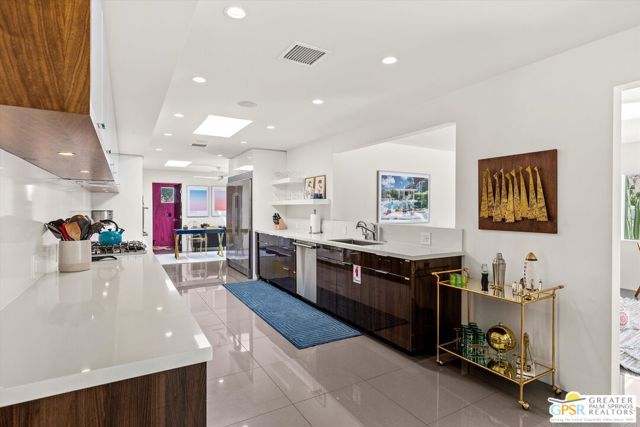 2280 S Camino Real, Palm Springs, CA 92264