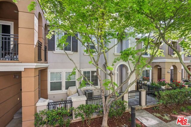 2189 Pomme Court, San Jose CA: https://media.crmls.org/mediaz/486085f5-a999-4691-ba64-64d062b2e4d5.jpg