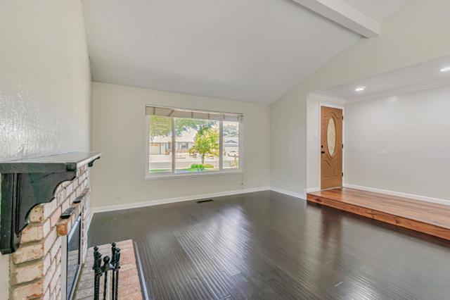 1005 Doncaster Drive, Antioch CA: https://media.crmls.org/mediaz/4860ac36-b787-4f1f-bda1-27169de705e4.jpg