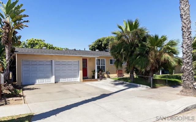 4985 89 Narragansett Ave, San Diego CA: https://media.crmls.org/mediaz/48621c36-7f24-4546-b3e5-ba94371be307.jpg