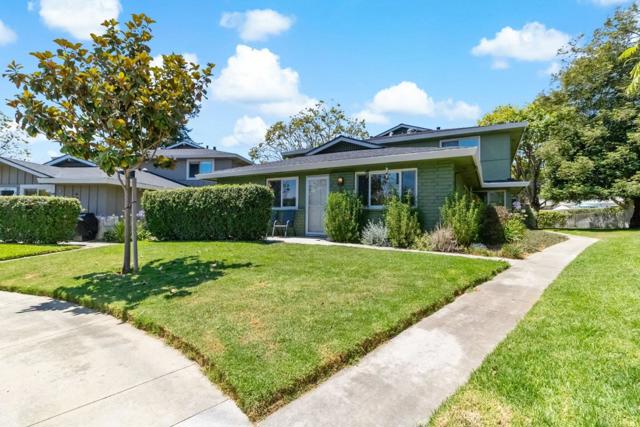 1435 Ruby Court, Capitola CA: https://media.crmls.org/mediaz/48660a73-d87d-4a46-9c88-21f318027845.jpg