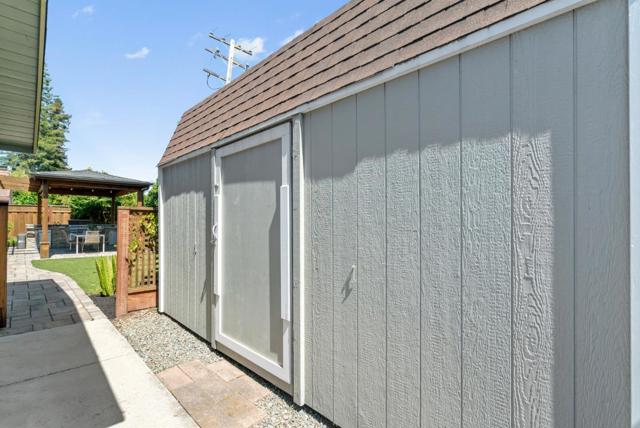 2369 Walden Square, San Jose CA: https://media.crmls.org/mediaz/48668b6e-4494-4fa9-ba49-0c841760a80d.jpg