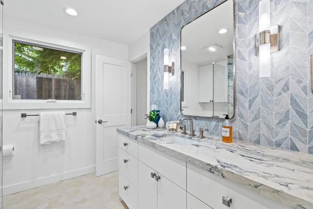 0 Santa Fe 4 SE of Ocean Avenue, Carmel CA: https://media.crmls.org/mediaz/4866a25e-b519-462e-8a16-8938c044d32d.jpg