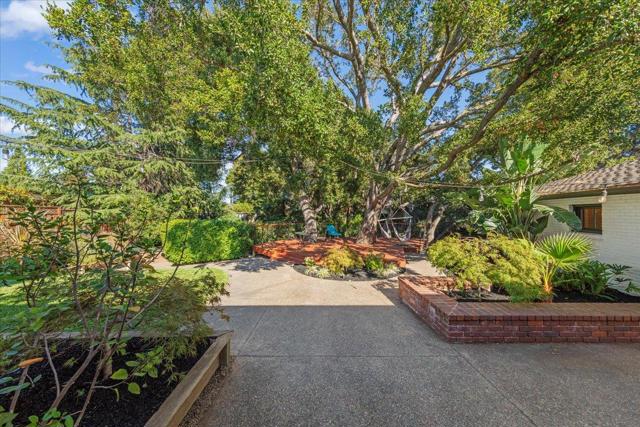 1524 Santa Maria Avenue, San Jose CA: https://media.crmls.org/mediaz/4866d06e-7d47-471e-8bd8-80a13bb512e0.jpg