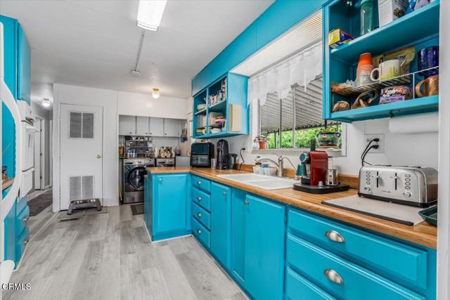 1500 Richmond Rd, Santa Paula CA: https://media.crmls.org/mediaz/4866d387-05a2-4277-92d0-eeed0b633510.jpg