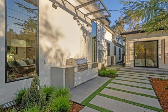 14695 Horseshoe Drive, Saratoga CA: https://media.crmls.org/mediaz/48697301-c654-4066-bff2-07844f7bda8f.jpg