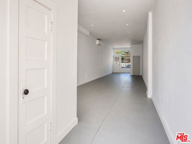 14426 Friar Street photo 18