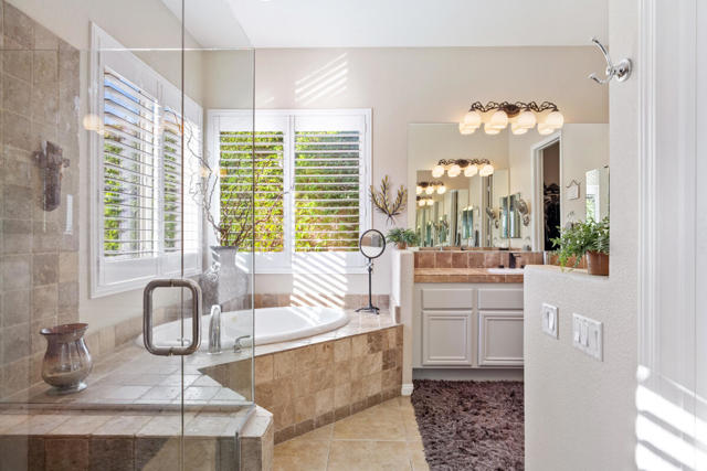 44755 Via Rosa Trail, La Quinta CA: https://media.crmls.org/mediaz/4869ea67-a1fe-4950-9a5c-065cde934521.jpg
