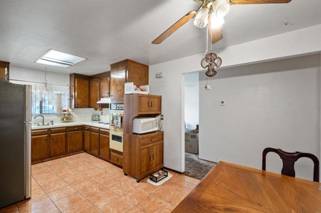 1745 Vista Glen Drive, San Jose CA: https://media.crmls.org/mediaz/486a9314-32e2-4652-a962-dc7462b4e6d8.jpg