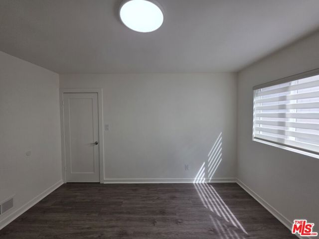 1635 S Beverly Glen Boulevard, Los Angeles CA: https://media.crmls.org/mediaz/486ad19a-2c94-4b3c-9be5-21c364a1abe1.jpg