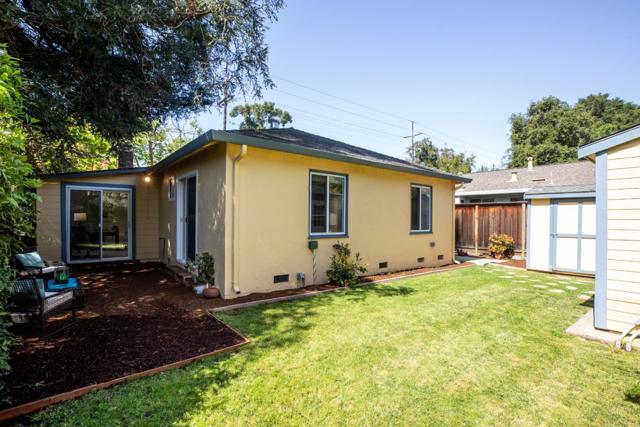 1975 Alma Street, Palo Alto CA: https://media.crmls.org/mediaz/486af393-3241-4155-8cc5-f2057cd8ca83.jpg