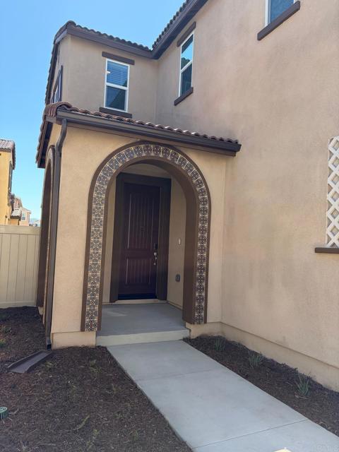 Detail Gallery Image 2 of 14 For 28277 via Garnicia, Temecula,  CA 92591 - 3 Beds | 2/1 Baths