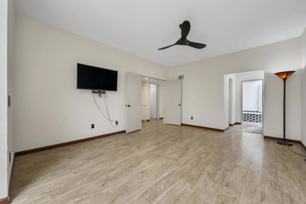 MLS #219138238DA image #16