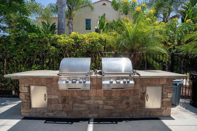 Detail Gallery Image 36 of 39 For 1132 Cherry Tree Lane, Vista,  CA 92084 - 4 Beds | 2/1 Baths