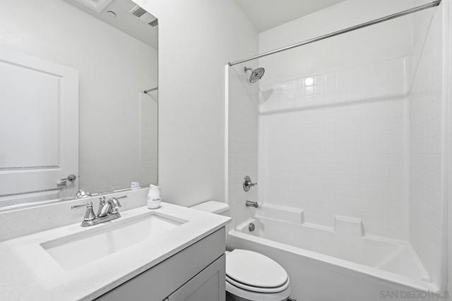 5230 Calle Rockfish, San Diego CA: https://media.crmls.org/mediaz/486f6748-b118-4c61-a30f-678fbf8a61f3.jpg