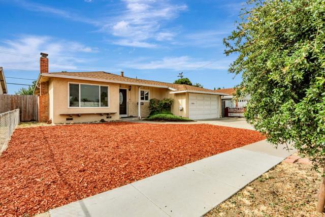 4692 Nelson Street, Fremont CA: https://media.crmls.org/mediaz/4870929c-6ea5-46fb-a2f0-a8c761a6596b.jpg