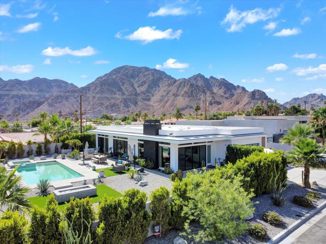 54050 Avenida Obregon, La Quinta CA: https://media.crmls.org/mediaz/48720dc0-fc22-4b30-ba1a-fb27ffe7c3c5.jpg