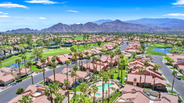 42285 Sultan Avenue, Palm Desert CA: https://media.crmls.org/mediaz/487253e1-65d2-4e3b-9713-dc30a091af7d.jpg