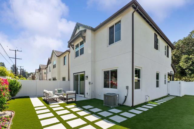 34 Miren Place, Arcadia CA: https://media.crmls.org/mediaz/4873a778-0dac-4335-923e-63991316d360.jpg