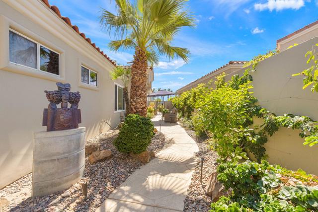 236 Eagle Dance Circle, Palm Desert, CA 92211