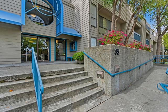 35 W 20th Avenue, San Mateo CA: https://media.crmls.org/mediaz/48740f1a-4e6f-4380-9727-66a9b5ca04cf.jpg