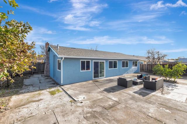 2057 Nunes Drive, San Jose CA: https://media.crmls.org/mediaz/48747e84-d607-4e00-be98-4fed24303dc4.jpg
