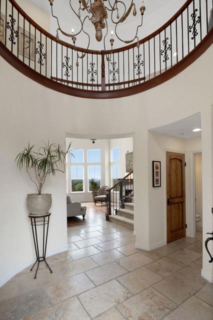 1460 Lauren Court, Encinitas CA: https://media.crmls.org/mediaz/48751f78-9ba8-449b-80e2-bfcf770871b1.jpg