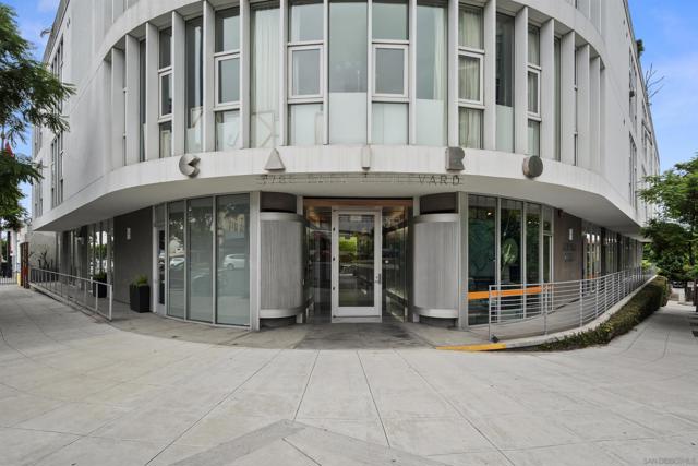 3788 Park Blvd, San Diego CA: https://media.crmls.org/mediaz/4875b229-59ed-4901-a6cf-2cb2bd9abd9c.jpg