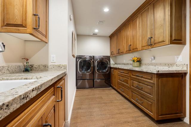 55197 Southern, La Quinta CA: https://media.crmls.org/mediaz/487615d3-d67a-4ee1-965a-6d595564e261.jpg
