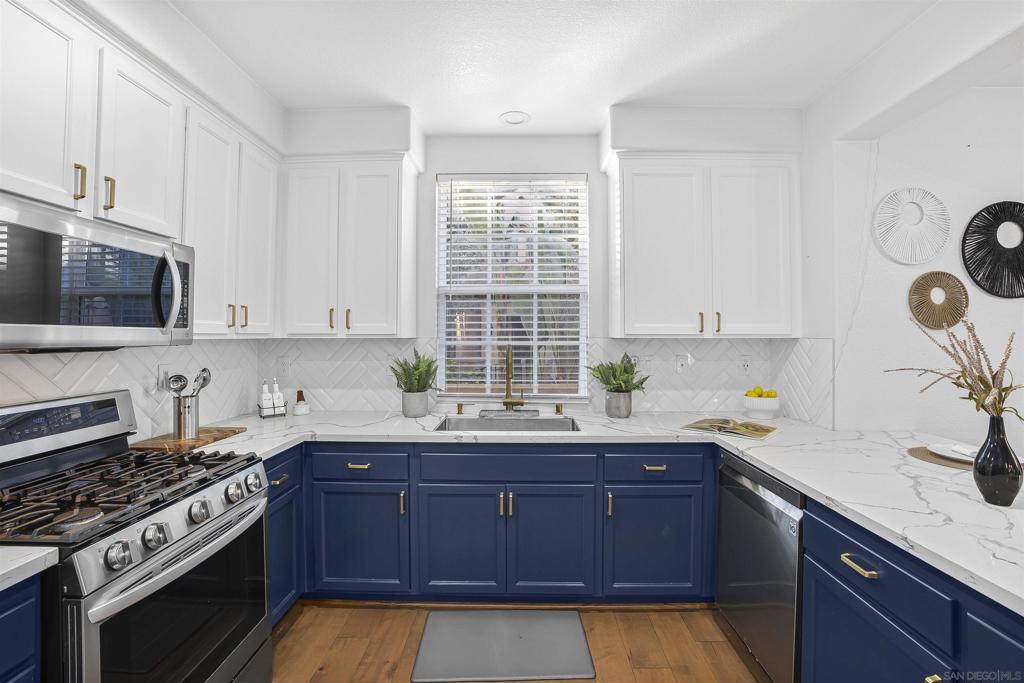 MLS #250043056SD image #7