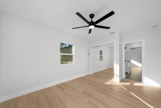 Image 23 of 42 For 7118 Stanford Ave.