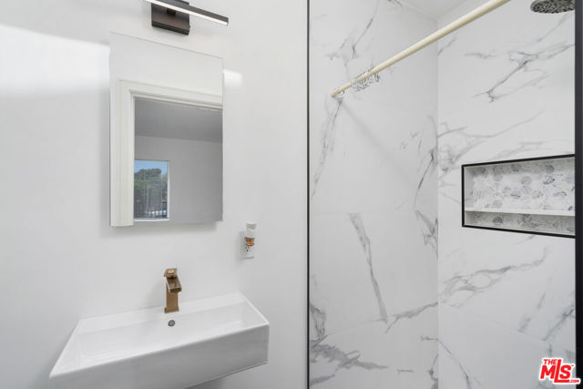 13032 Glamis Street, Pacoima CA: https://media.crmls.org/mediaz/487731c8-993f-45ee-bfe7-75e617dc987f.jpg