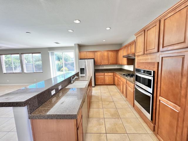 43770 Campo Place, Indio CA: https://media.crmls.org/mediaz/4877f081-3846-43eb-9f7b-5dba686130ed.jpg