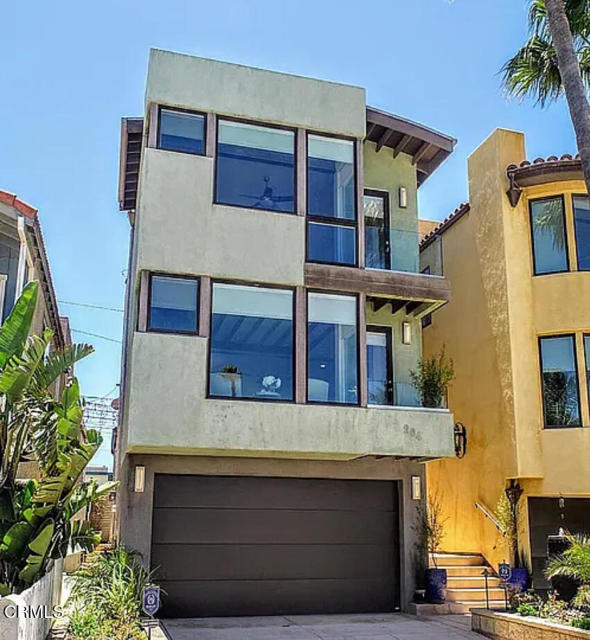 264 melrose Drive, Oxnard CA: https://media.crmls.org/mediaz/48785b29-11aa-46f5-a621-08695a65a384.jpg