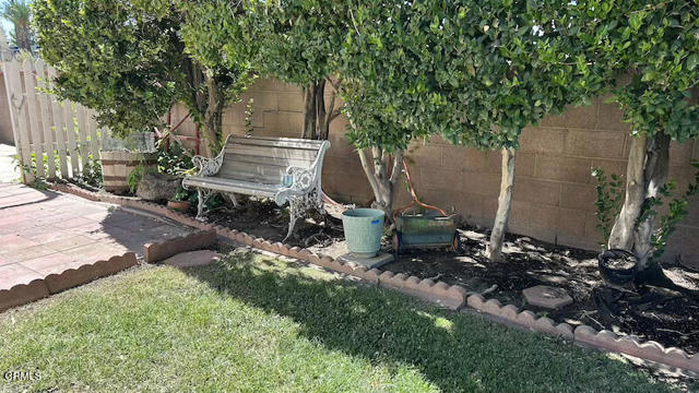 1222 W AVENUE J15, Lancaster CA: https://media.crmls.org/mediaz/48787cbc-b6d4-4ffe-a54f-4a1ccb7ffcbb.jpg