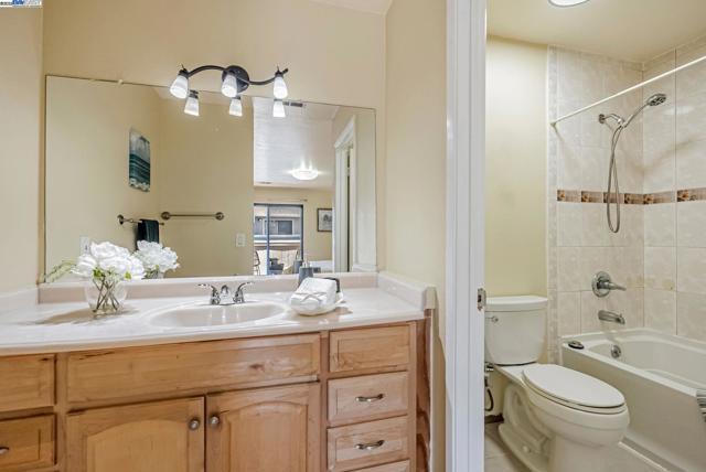 130 Mohave Terrace, Fremont CA: https://media.crmls.org/mediaz/4879407f-e995-44c1-acb3-2129b55a6e10.jpg